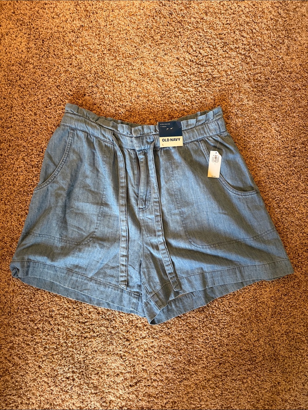 NWT Old Navy Extra High-Rise Denim Shorts - L